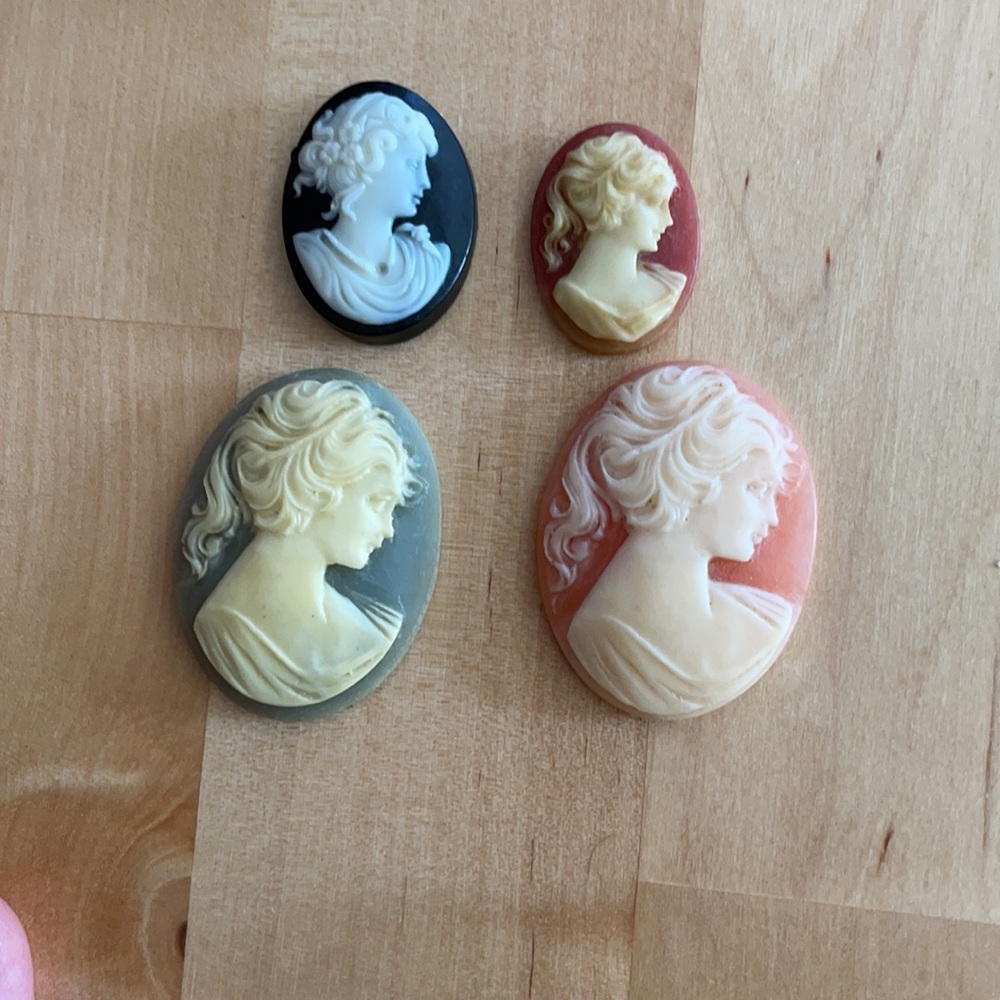 Vintage Cameos